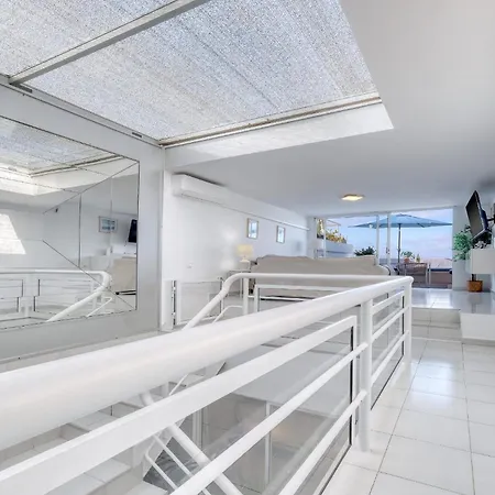 Апартаменты Casa Picon En Puerto Del Carmen, Con Terraza, Vistas Al Mar, Piscina Y Junto A La Playa *