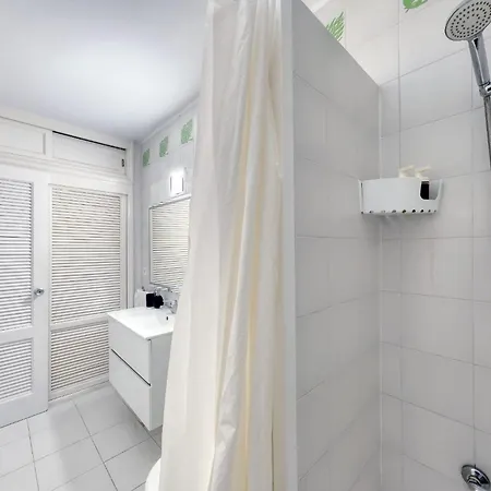 Апартаменты Casa Picon En Puerto Del Carmen, Con Terraza, Vistas Al Mar, Piscina Y Junto A La Playa *