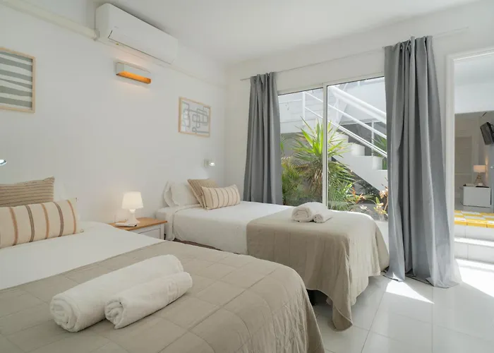 Casa Picon En Puerto Del Carmen, Con Terraza, Vistas Al Mar, Piscina Y Junto A La Playa شقة *