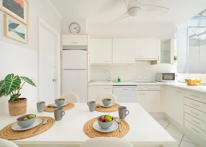 شقة Casa Picon En Puerto Del Carmen, Con Terraza, Vistas Al Mar, Piscina Y Junto A La Playa *